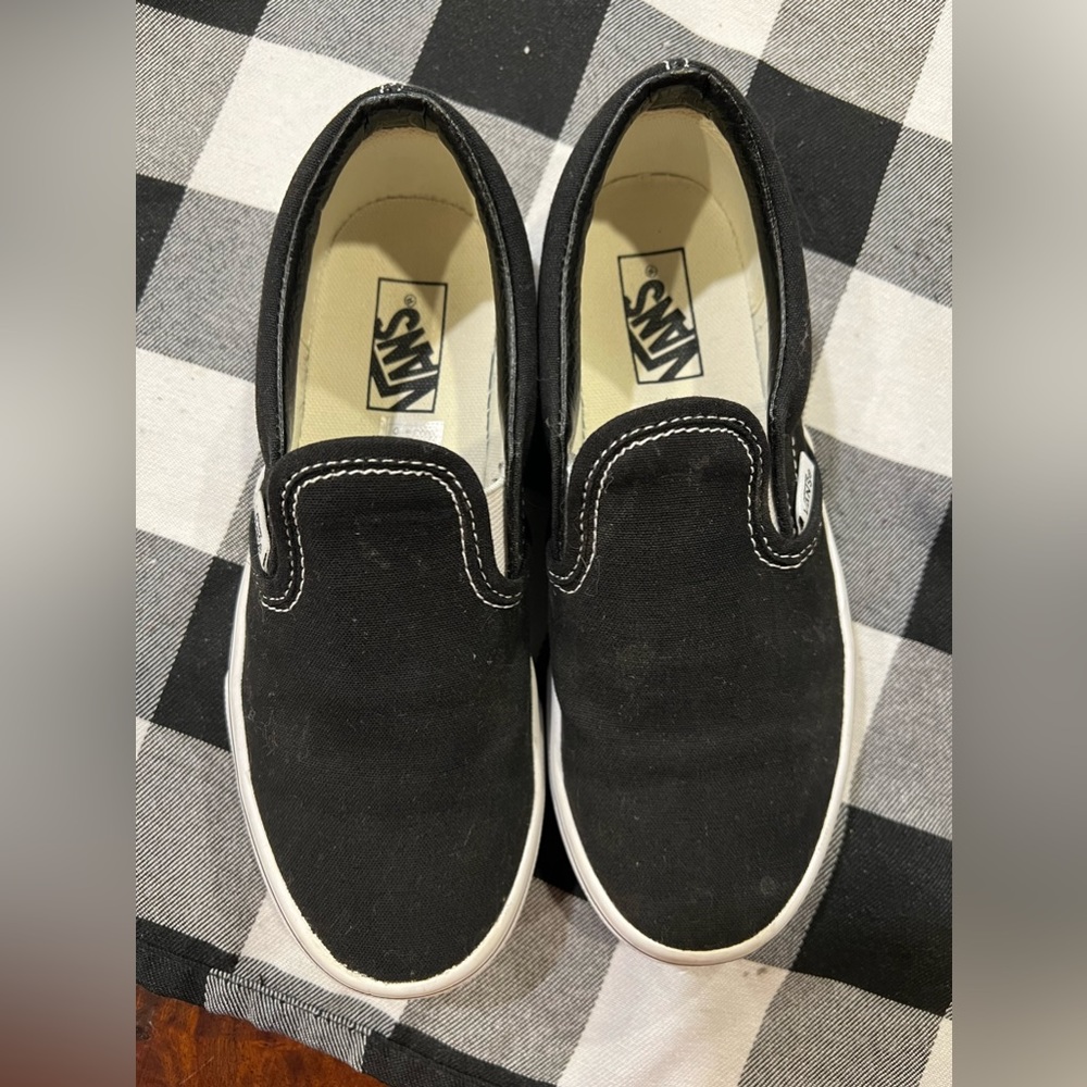 Black Vans